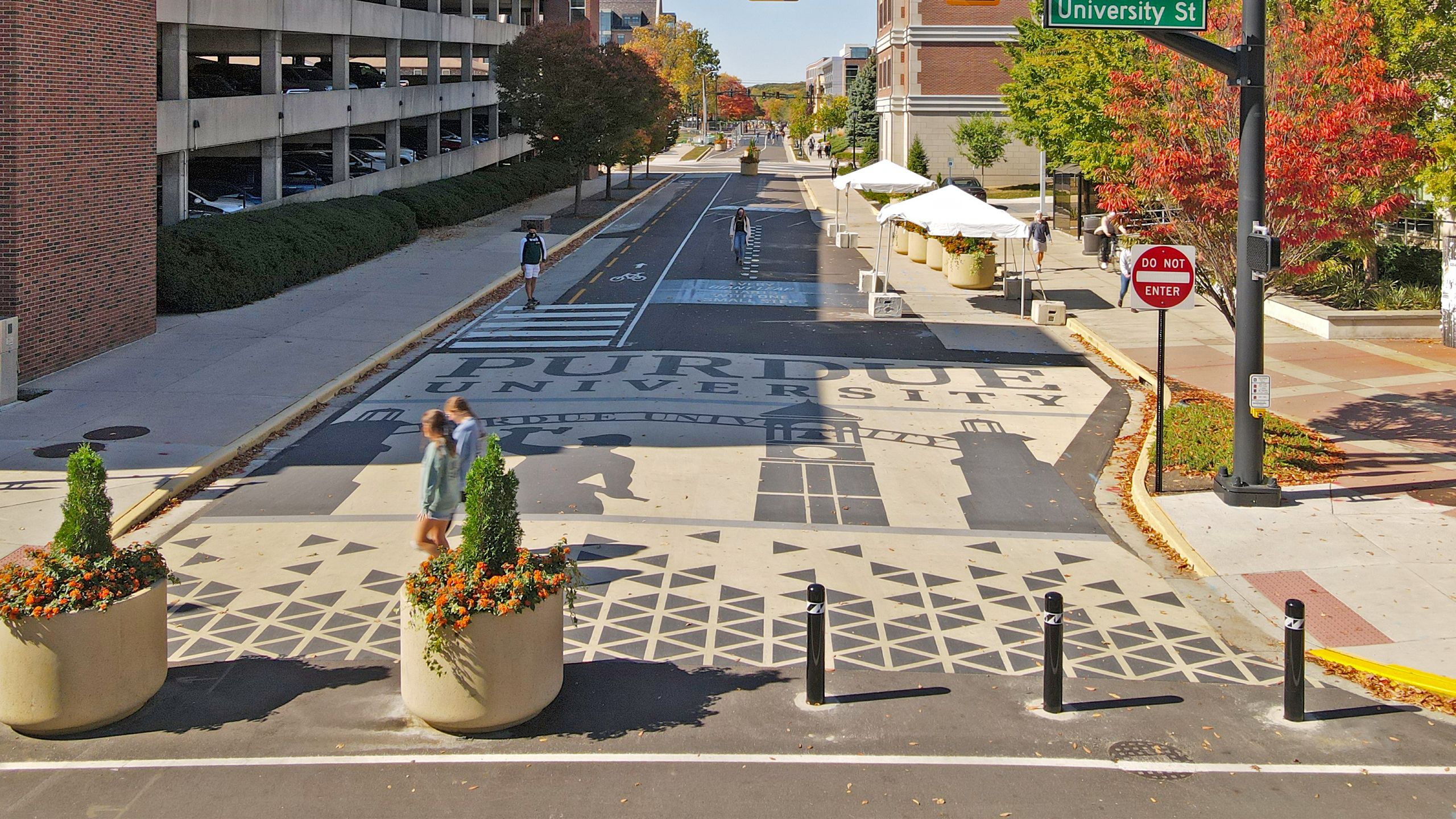 Overhead view of a Third Street walkway